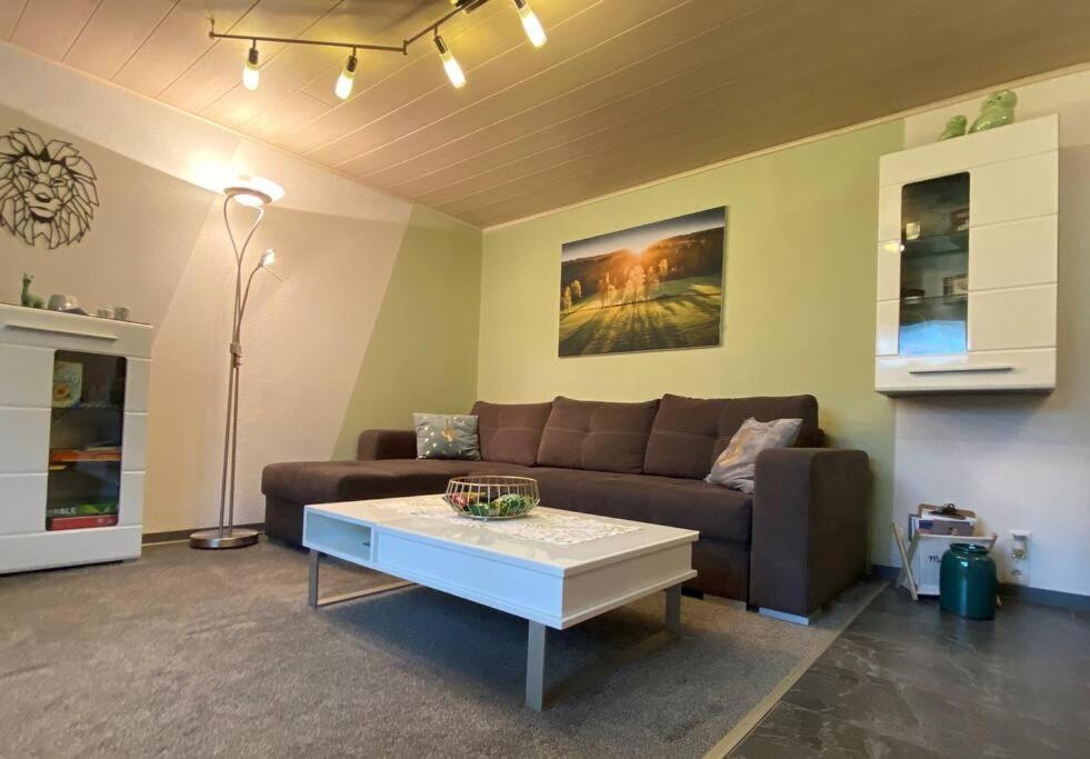 Casita - Sterneferienhaus Mit Garten, Sauna Und Wallbox Kirburg Exterior foto